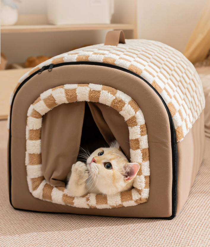 Warm Checkered Pet Beds in 2 Colors